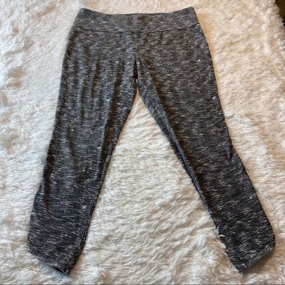 Mossimo Heather Gray Capris Leggings Size Large - Picture 1 of 8